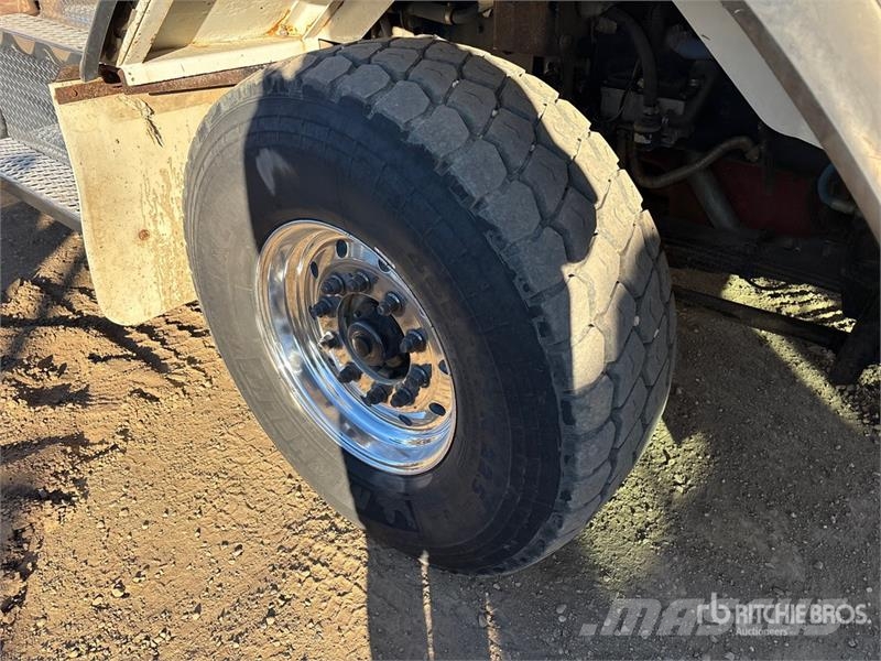 Kenworth C500 6x4 Sleeper Winch Truck Vlečna vozila za tovornjake