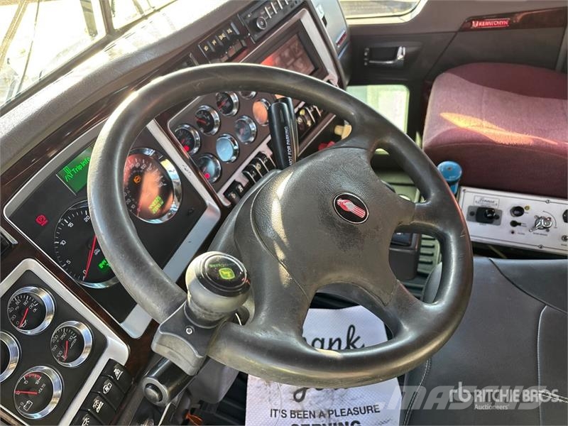 Kenworth C500 6x4 Sleeper Winch Truck Vlečna vozila za tovornjake