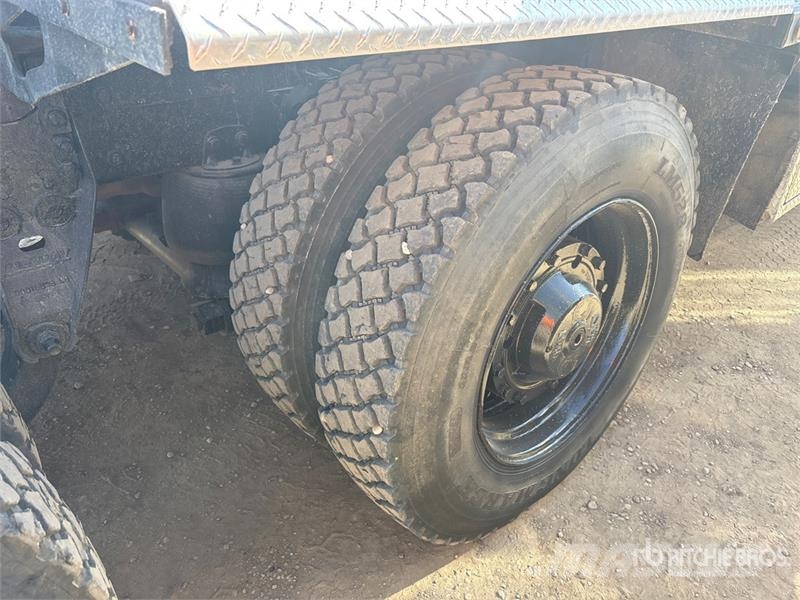 Kenworth C500 6x4 Sleeper Winch Truck Recovery vehicles