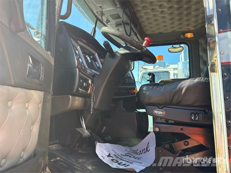 Kenworth C500 6x4 Sleeper Winch Truck Recovery vehicles