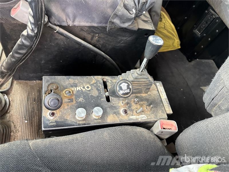 Kenworth C500 6x4 Sleeper Winch Truck Pagalbos kelyje automobiliai