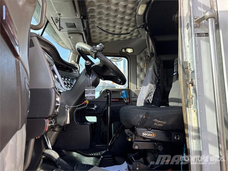 Kenworth C500 6x4 Sleeper Winch Truck Vehículos de reciclaje