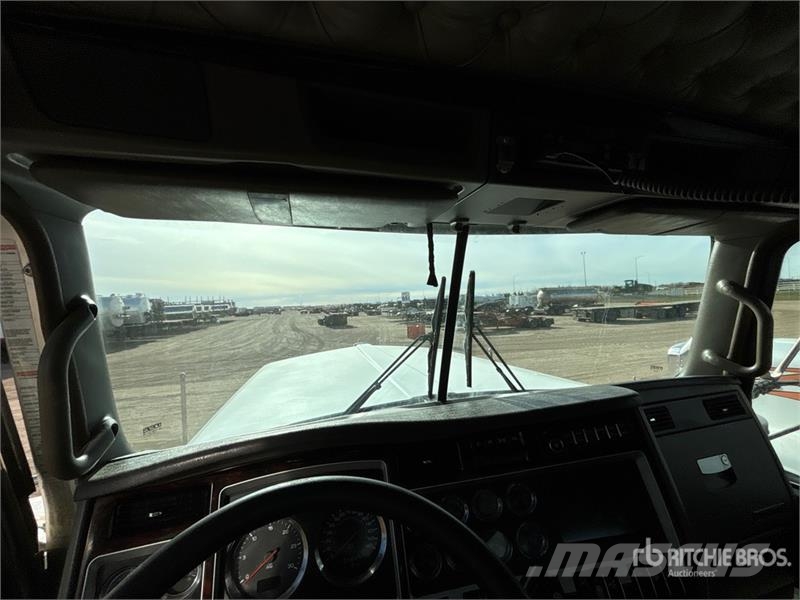 Kenworth C500 6x4 Sleeper Winch Truck Vehículos de reciclaje