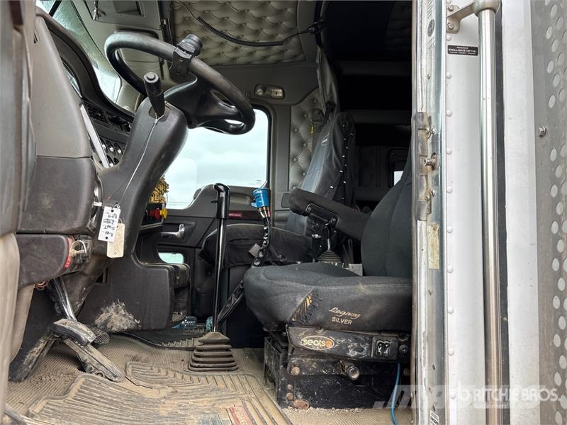 Kenworth C500 6x4 Sleeper Winch Truck Pagalbos kelyje automobiliai