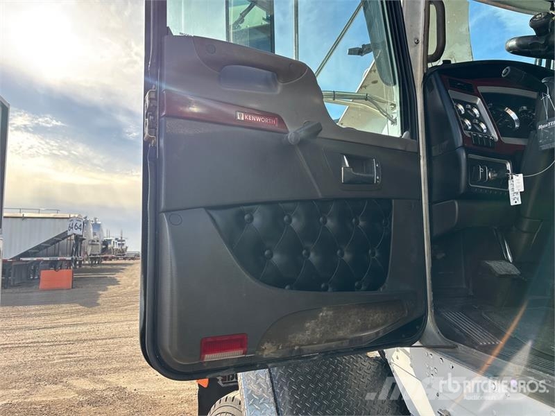 Kenworth C500 6x4 Winch Truck Carroattrezzi