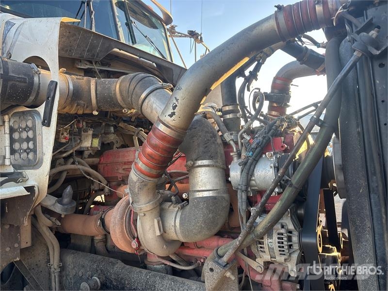 Kenworth C500 8x6 Sleeper Winch Truck Műszaki mentők