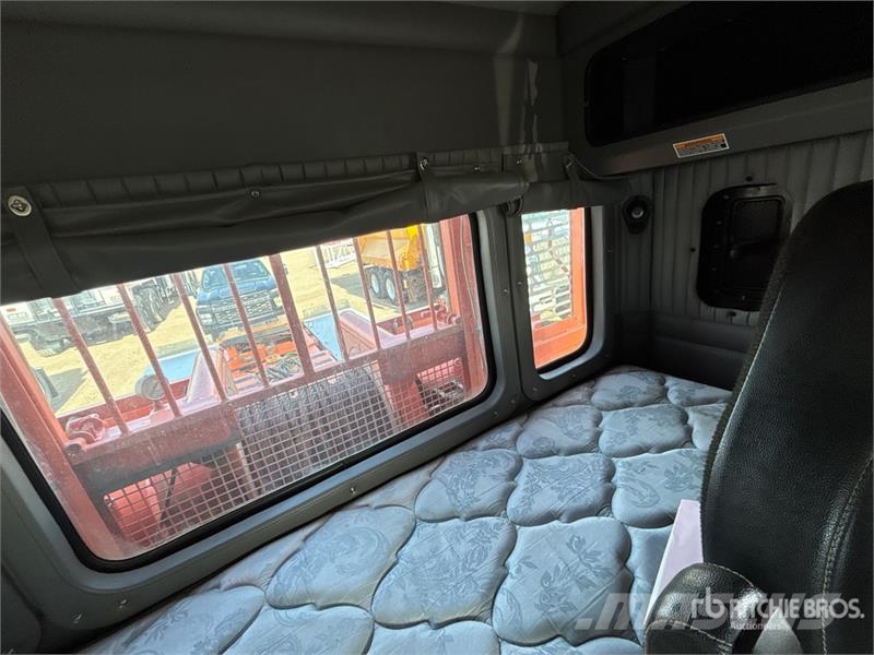 Kenworth C500 8x6 Sleeper Winch Truck Автомобили за пътна помощ
