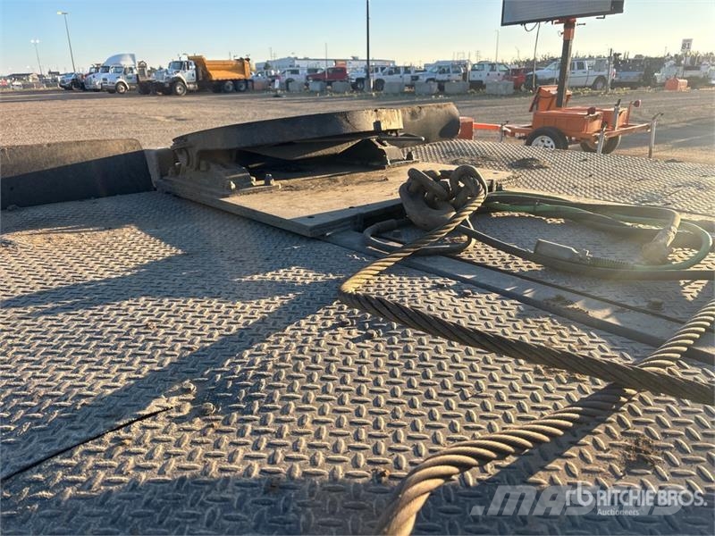 Kenworth C500 8x6 Sleeper Winch Truck Műszaki mentők