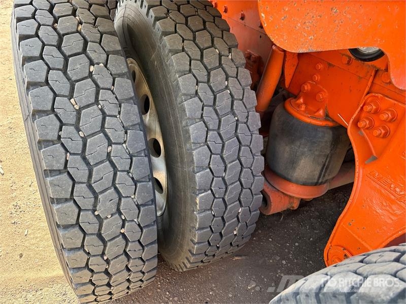 Kenworth C500 8x6 Sleeper Winch Truck Автомобили за пътна помощ