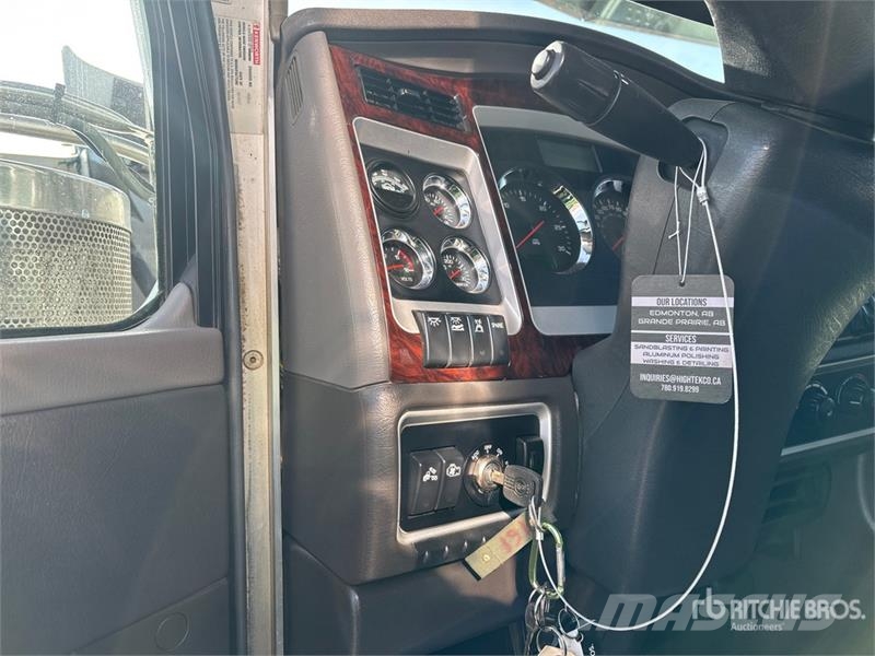 Kenworth C500 8x6 Sleeper Winch Truck Автомобили за пътна помощ