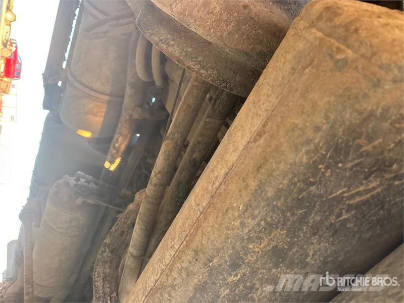 Kenworth C500 8x6 Sleeper Winch Truck Műszaki mentők