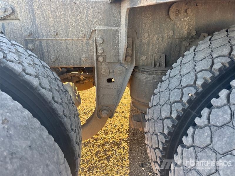 Kenworth C500 8x6 Sleeper Winch Truck Műszaki mentők