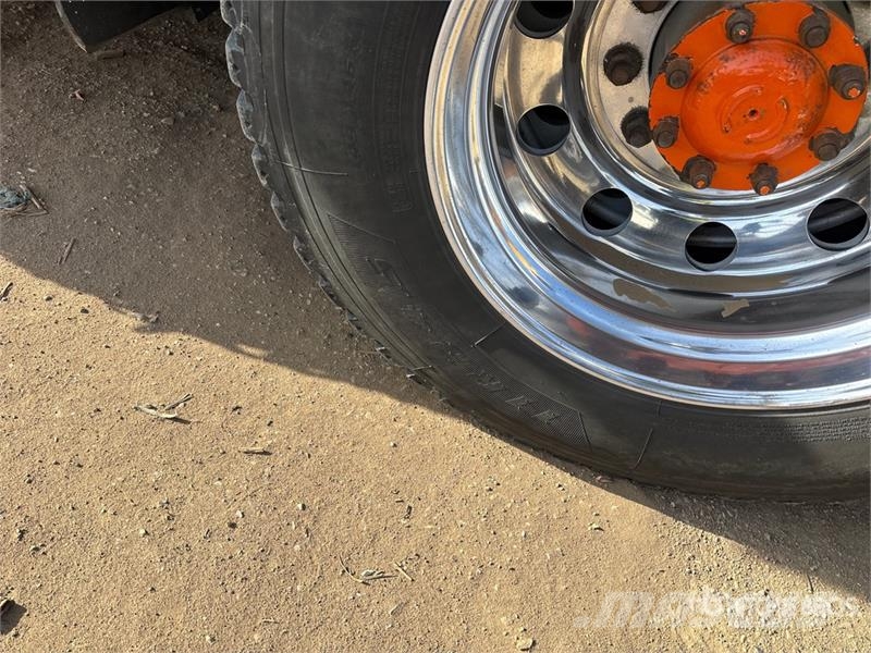 Kenworth C500 8x6 Sleeper Winch Truck Автомобили за пътна помощ