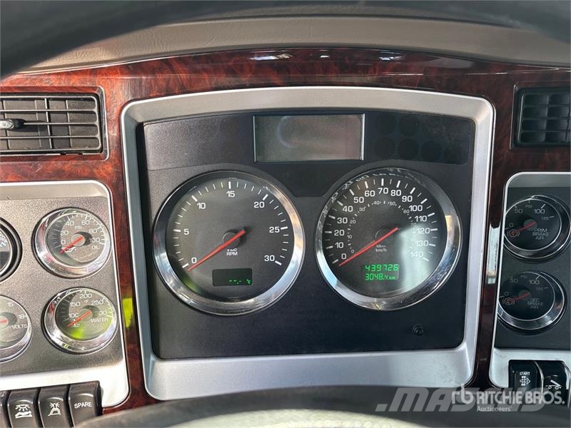 Kenworth C500 8x6 Sleeper Winch Truck Автомобили за пътна помощ