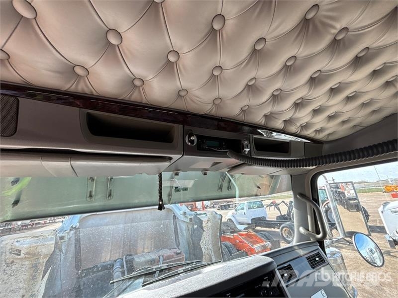 Kenworth C500 8x6 Sleeper Winch Truck Автомобили за пътна помощ