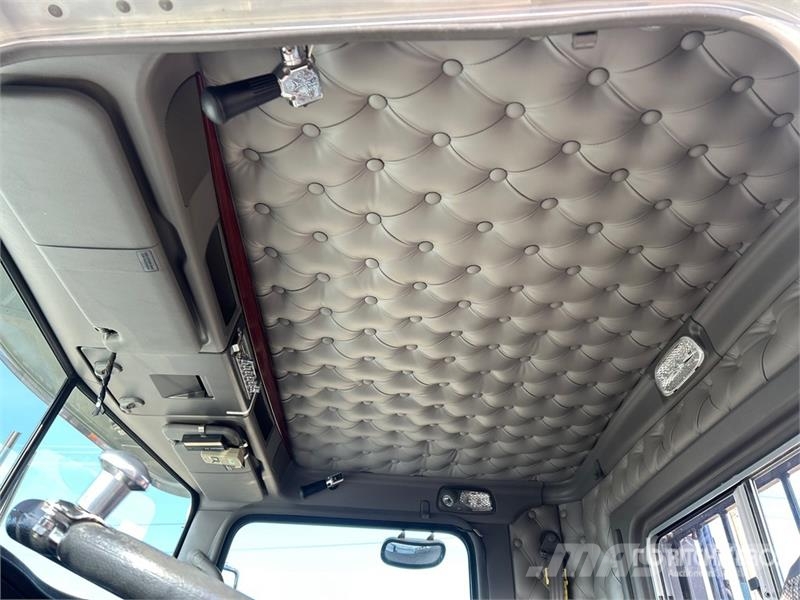 Kenworth C500B Pritschenwagen/Pritschenwagen mit Seitenklappe