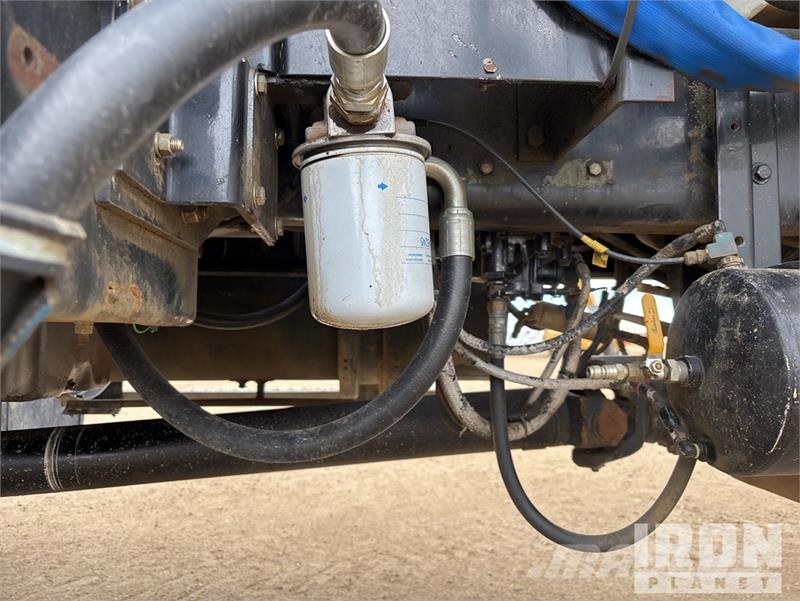 Kenworth C520 6x6 Water Truck صهاريج مياه