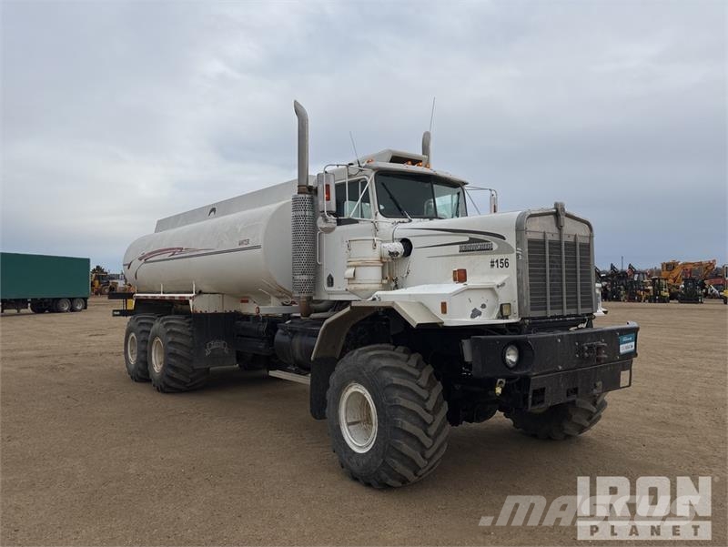 Kenworth C520 6x6 Water Truck صهاريج مياه