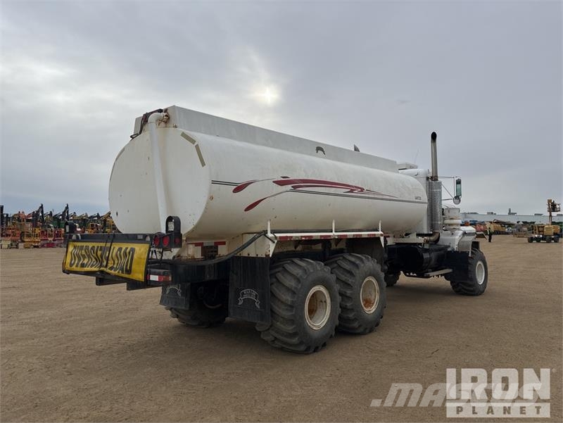 Kenworth C520 6x6 Water Truck صهاريج مياه