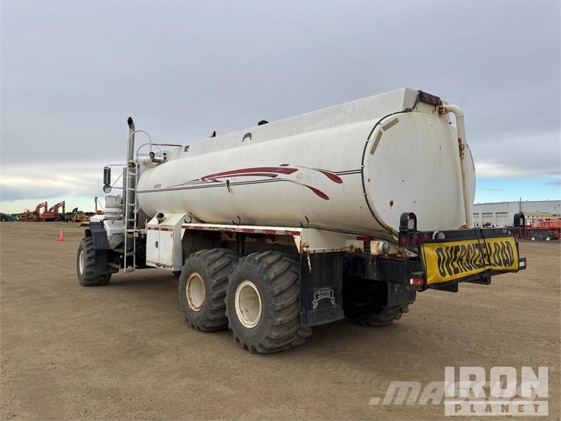 Kenworth C520 6x6 Water Truck صهاريج مياه