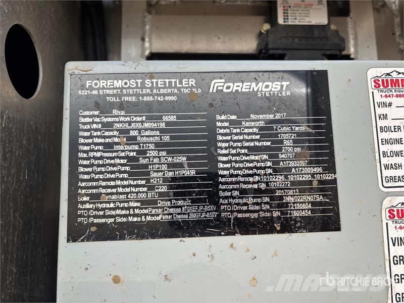 Kenworth Foremost Rival T7 on Kenworth T300 6x4 Vacuum Exc 组合/真空油槽车