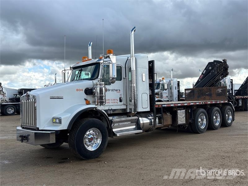 Kenworth Hiab 211 E P-5 HiDuo 6900 kg Knuckle Boom on Kenw Autogru