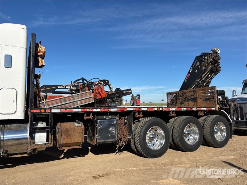 Kenworth Hiab 211 E P-5 HiDuo 6900 kg Knuckle Boom on Kenw Autogru