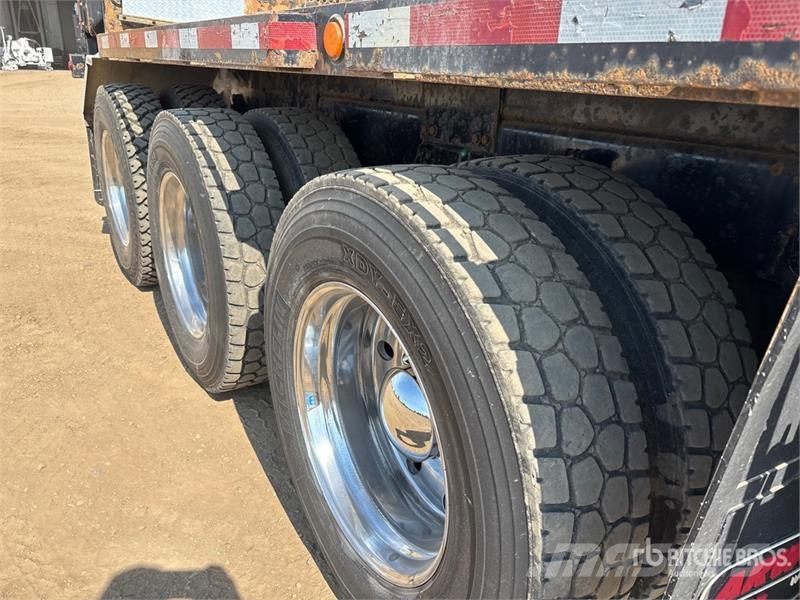 Kenworth Hiab 211EP-5 HIDUO 6900 kg Knuckle Boom on Kenwor Autogru
