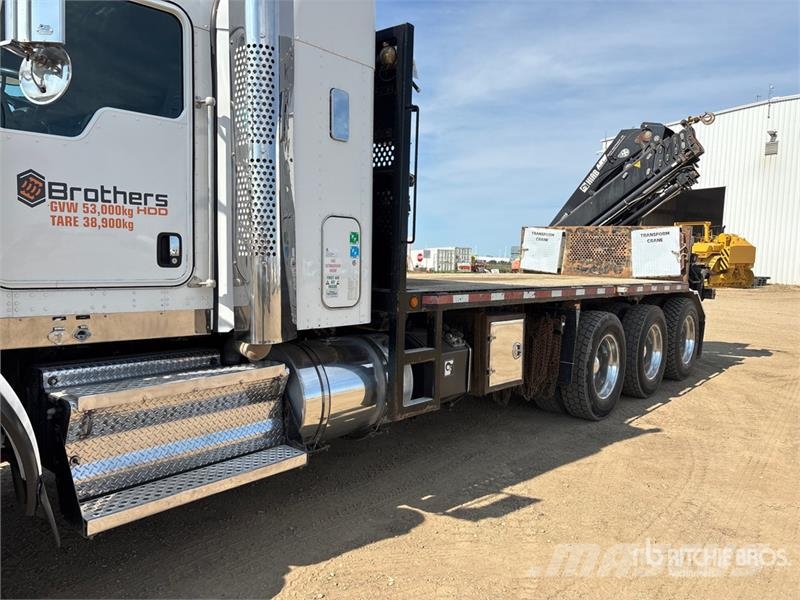 Kenworth Hiab 211EP-5 HIDUO 6900 kg Knuckle Boom on Kenwor Autogru