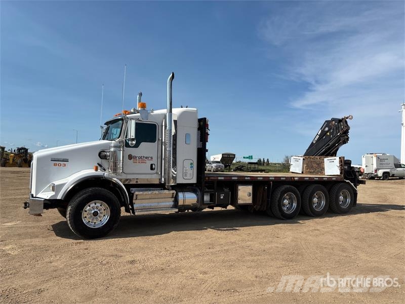 Kenworth Hiab 211EP-5 HIDUO 6900 kg Knuckle Boom on Kenwor Autogru