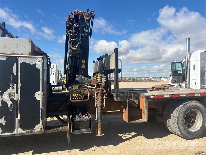 Kenworth Hiab HIAB 200 C-5 Knuckle Boom on  Kenworth T370 4 Tovornjaki z žerjavom