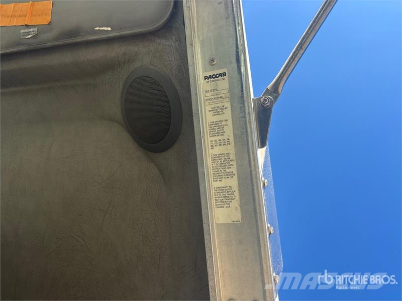 Kenworth Hiab HIAB 200 C-5 Knuckle Boom on  Kenworth T370 4 Tovornjaki z žerjavom