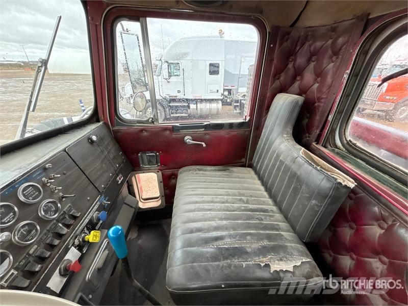 Kenworth LW900 6x4 Bed Truck Plošinové nákladné automobily/nákladné automobily so sklápacími bočnicami