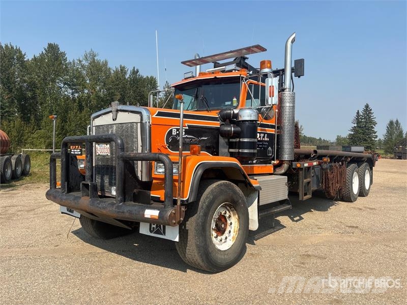 Kenworth LW900GL 6x4 285 in WB Bed Truck Flatbed / Dropside trucks