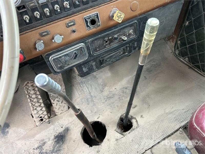 Kenworth LW924 6x4 Bed Truck Kamioni sa otvorenim sandukom