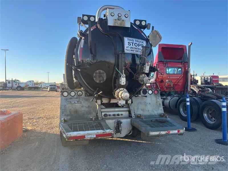Kenworth on Kenworth T800 8x6 Combination Wash/ Vacuum Tan Saug- und Druckwagen