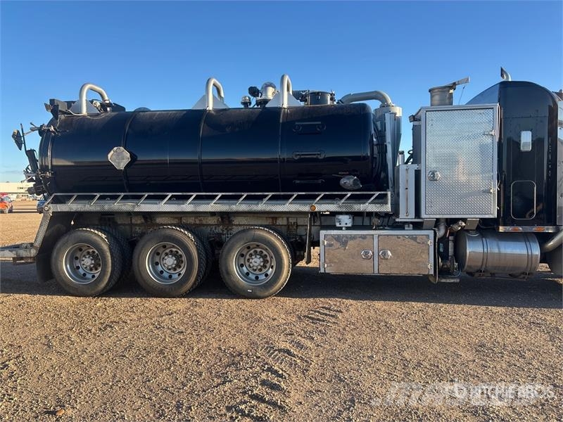 Kenworth on Kenworth T800 8x6 Combination Wash/ Vacuum Tan Saug- und Druckwagen