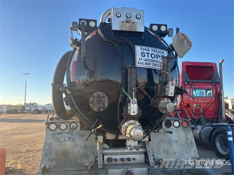 Kenworth on Kenworth T800 8x6 Combination Wash/ Vacuum Tan Saug- und Druckwagen
