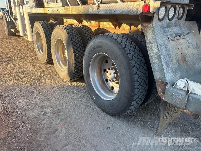 Kenworth on Kenworth T800 8x6 Combination Wash/ Vacuum Tan Saug- und Druckwagen