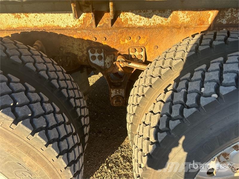 Kenworth on Kenworth T800 8x6 Combination Wash/ Vacuum Tan Saug- und Druckwagen
