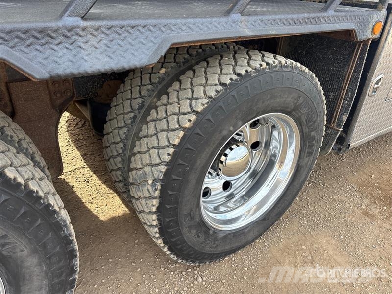 Kenworth on  Kenworth T-800 8x6 Sleeper Combination Wash/ V Paine-/imuautot