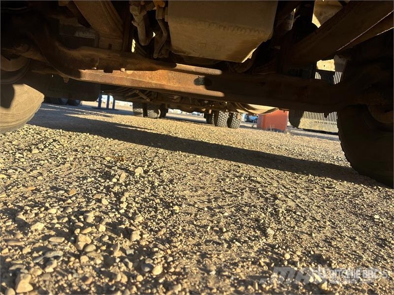 Kenworth on Kenworth T800 8x6 Combination Wash/ Vacuum Tan Saug- und Druckwagen