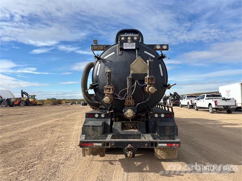 Kenworth on  Kenworth T-800 8x6 Sleeper Combination Wash/ V Paine-/imuautot