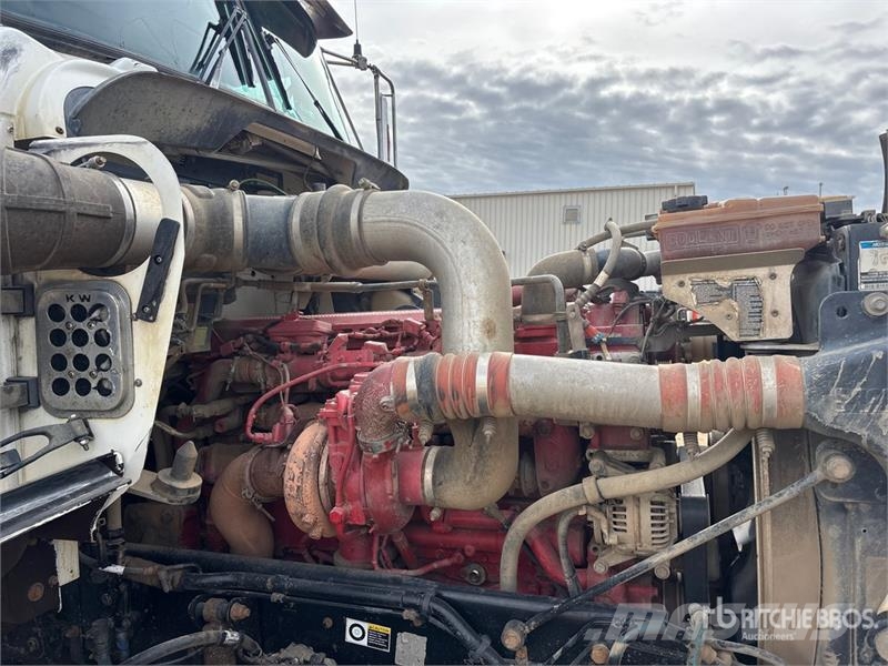 Kenworth on  Kenworth T-800 8x6 Sleeper Combination Wash/ V Paine-/imuautot