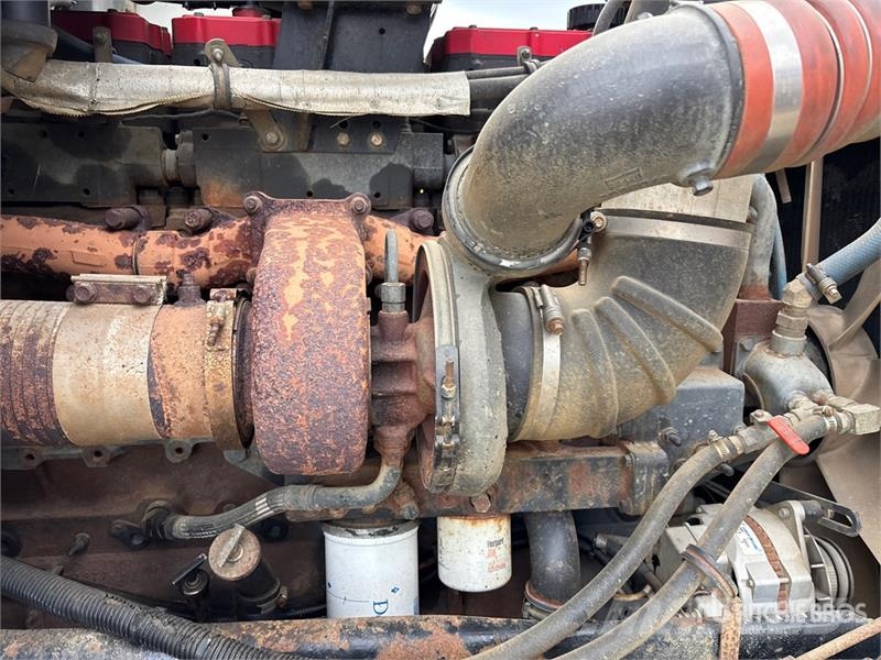 Kenworth on Kenworth T-800 6x4 Vacuum Excavator Truck Combi / vacuum trucks