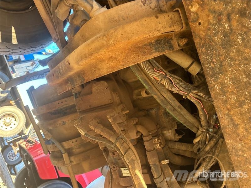Kenworth on Kenworth T800 8x6 Combination Wash/ Vacuum Tan Saug- und Druckwagen