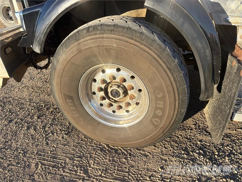 Kenworth on Kenworth T800 8x6 Combination Wash/ Vacuum Tan Saug- und Druckwagen