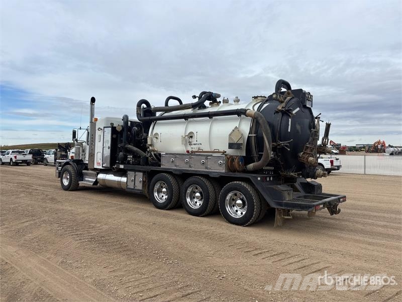 Kenworth on  Kenworth T-800 8x6 Sleeper Combination Wash/ V Paine-/imuautot