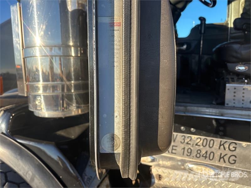 Kenworth on Kenworth T800 8x6 Combination Wash/ Vacuum Tan Saug- und Druckwagen