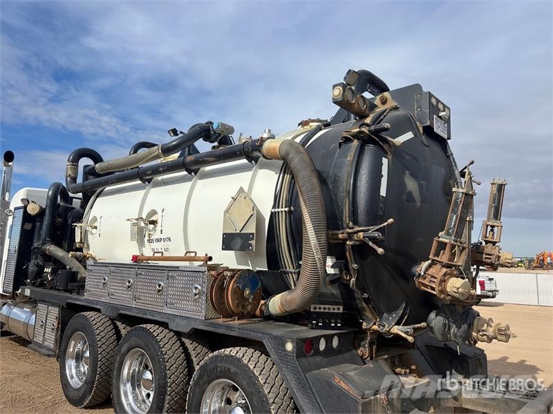 Kenworth on  Kenworth T-800 8x6 Sleeper Combination Wash/ V Paine-/imuautot